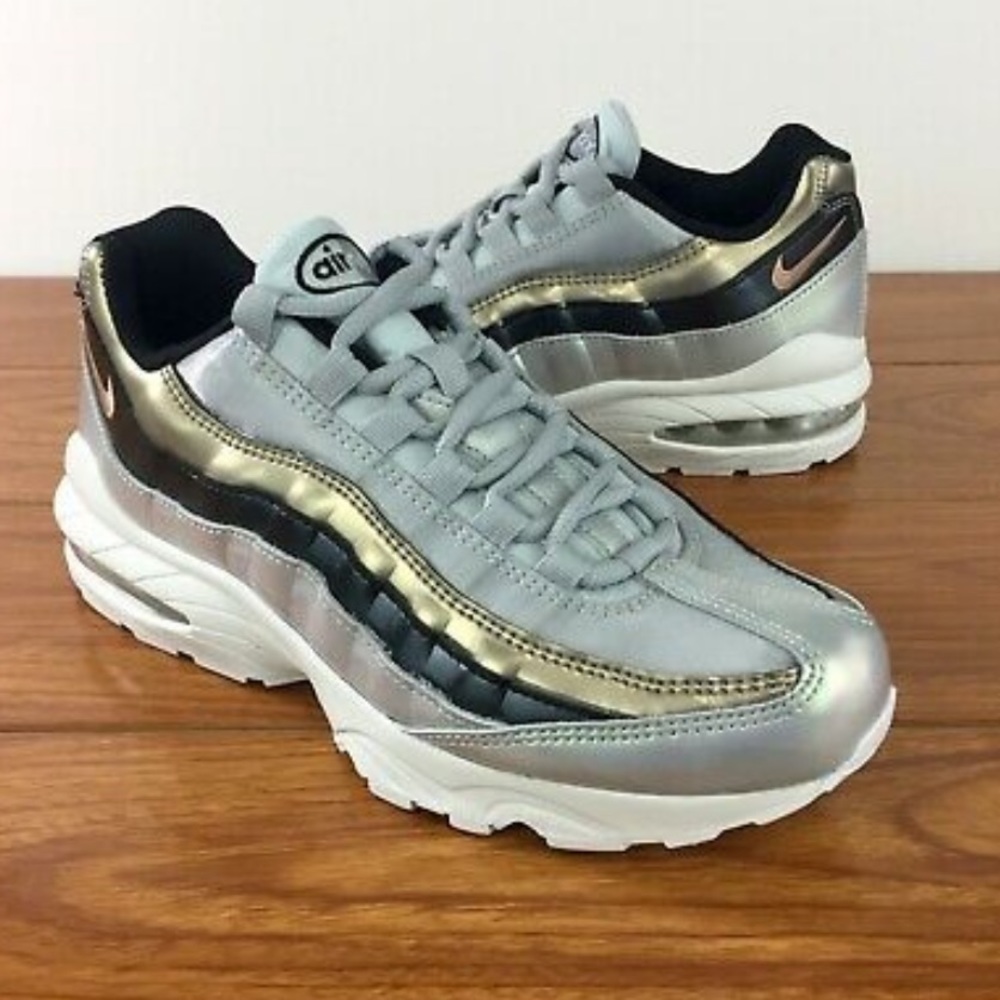 Kids’ Nike Air Max 5.5Y